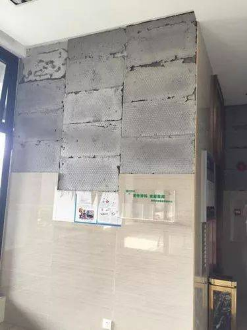 瓷磚背膠的作用是什么？